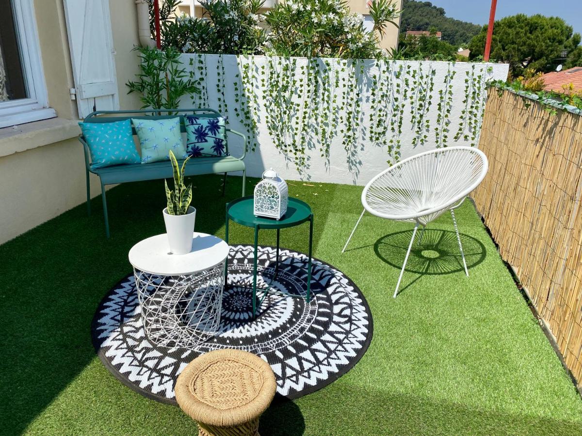 Le Patio De Sasha Apartment Hyeres Exterior photo